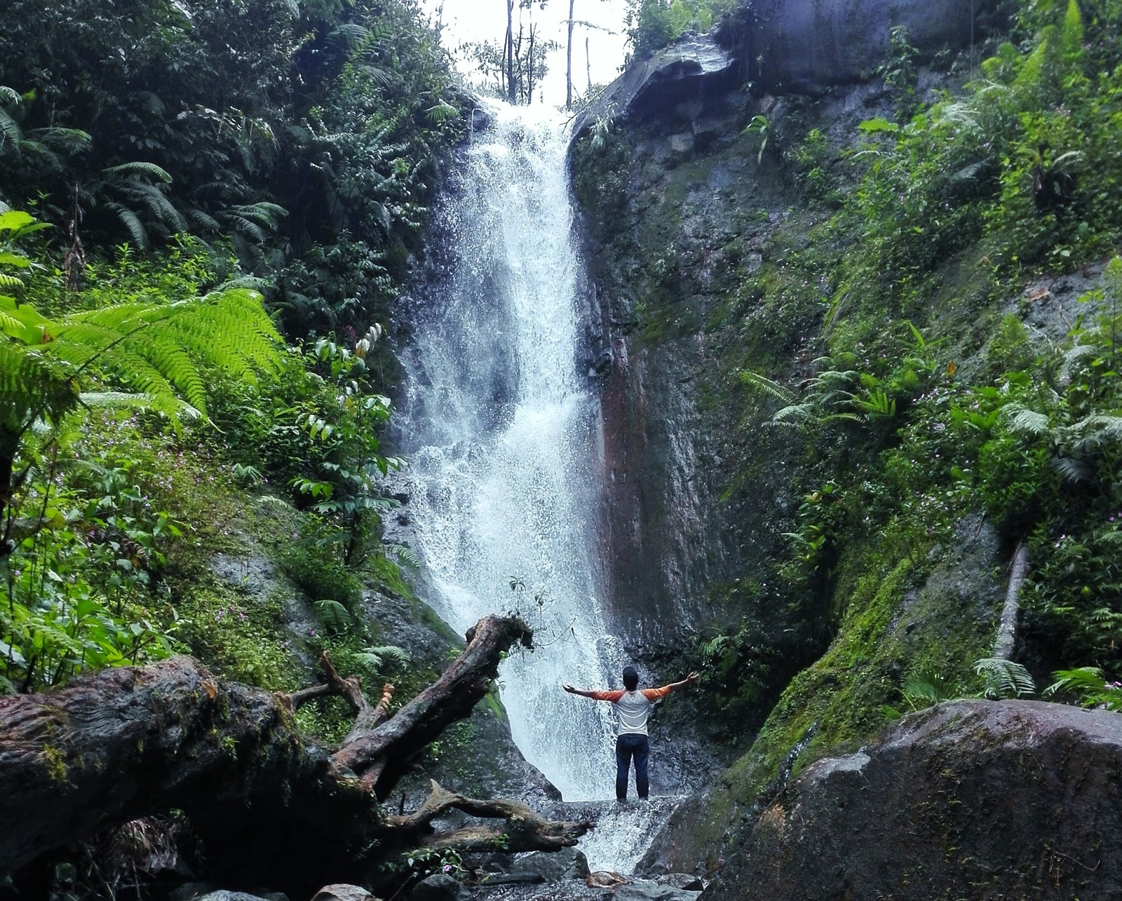 curug salosin ciamis